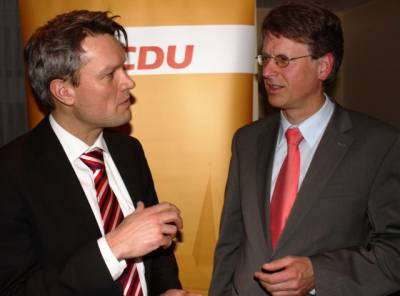 Unternehmer-Treff1 - Joachim Braun aus der Staatskanzlei im Gespräch mit Bürgermeisterkandidat Martin Knof.